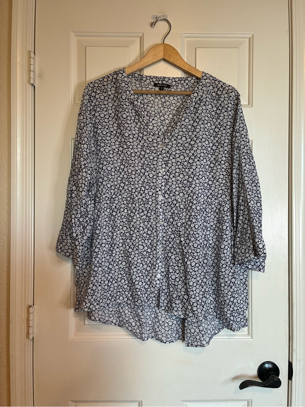 Women's Navy Floral Button-Down Blouse with 3/4 Sleeves